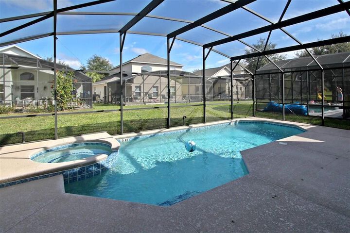 Pool 9 of 11
