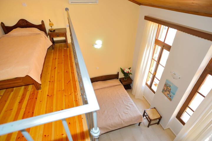 Room 14 of 130