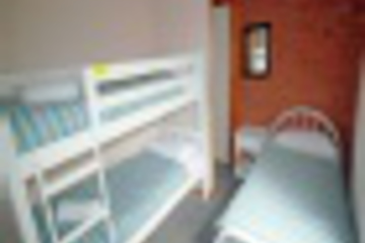 Room 27 of 96