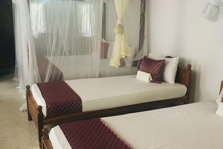 Room 11 of 46