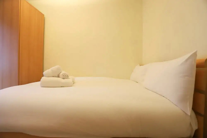 Room 18 of 20