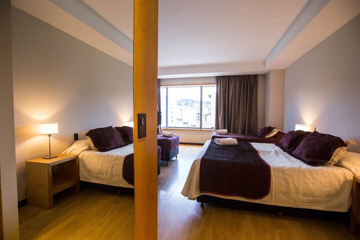 Room 15 of 76