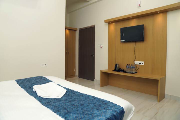 Room 14 of 22