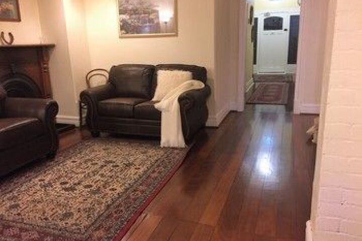Room 33 of 41