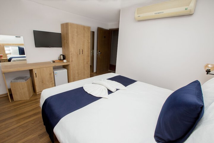 Room 15 of 85