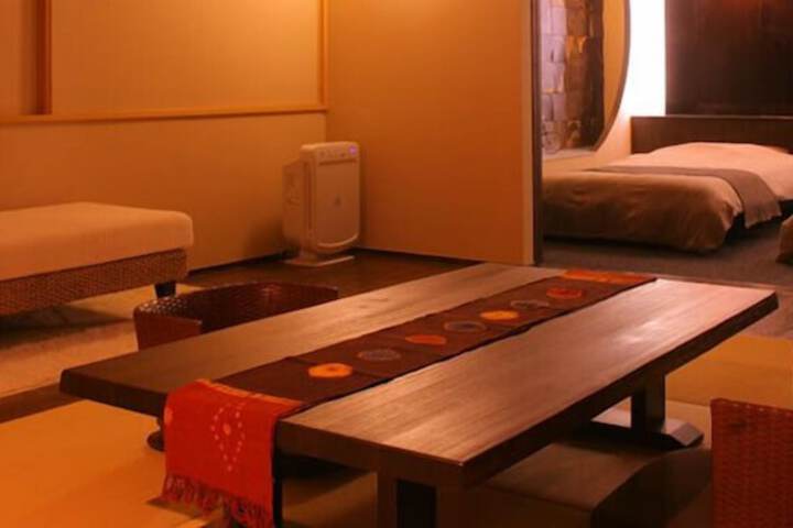 Room 19 of 51