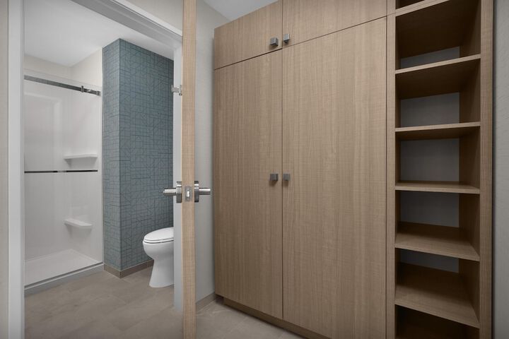 Room 33 of 58