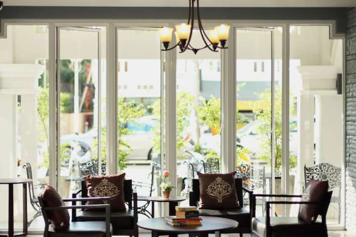 Guest Lobby