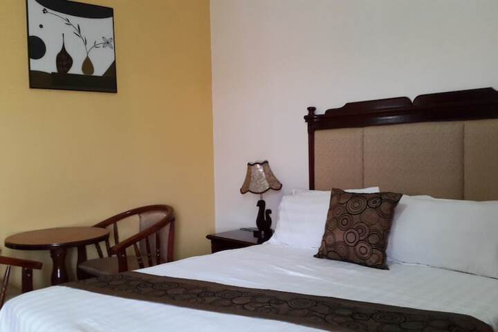 Room 5 of 44