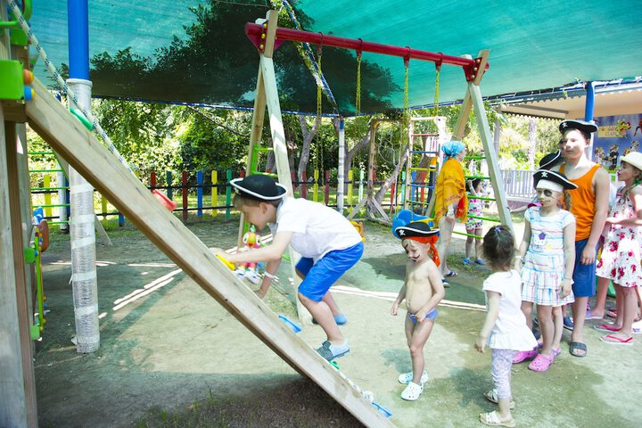 Childrens Activities 81 of 164