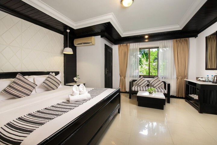 Room 10 of 72