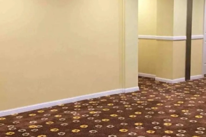 Room 10 of 13