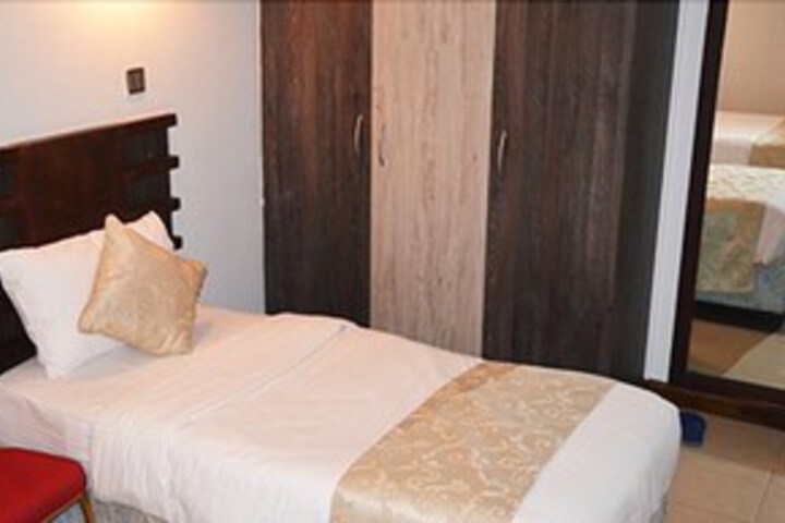 Room 19 of 21
