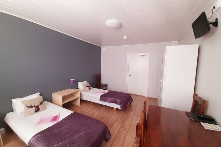 Room 20 of 37