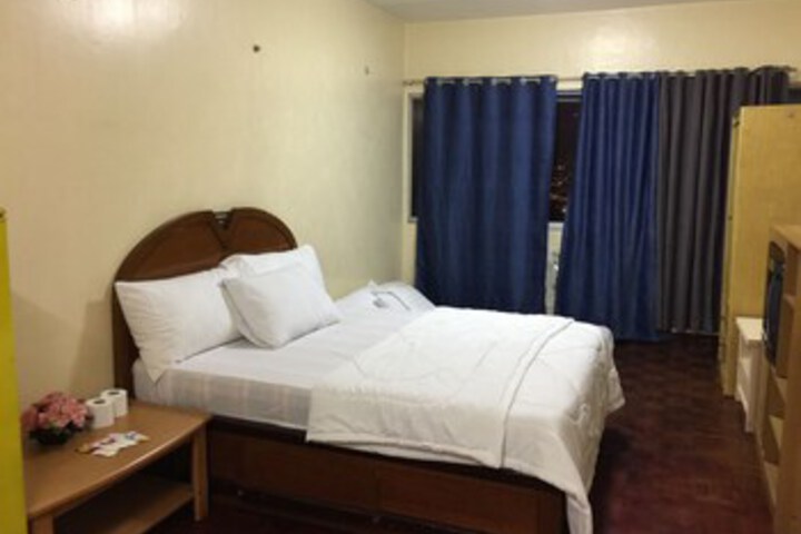 Room 54 of 103
