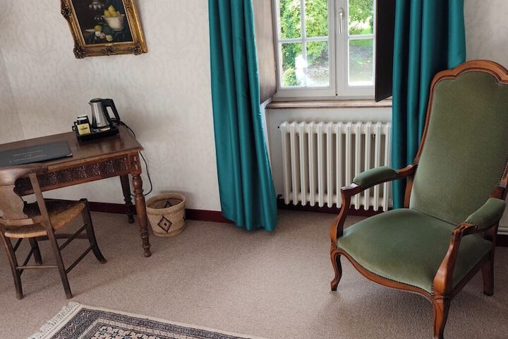 Room 22 of 105