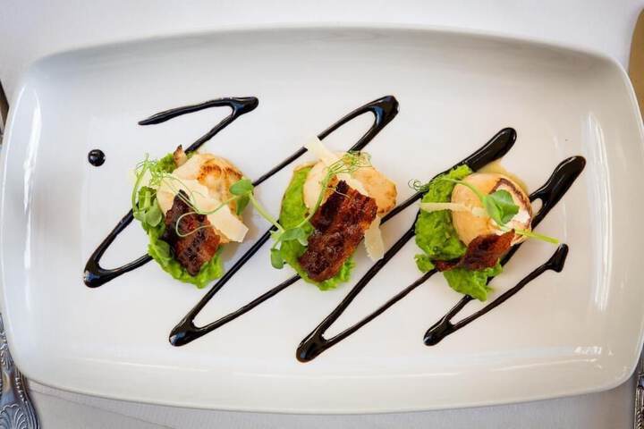 Dining 93 of 153