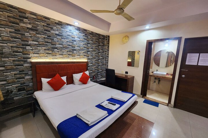 Room 46 of 111