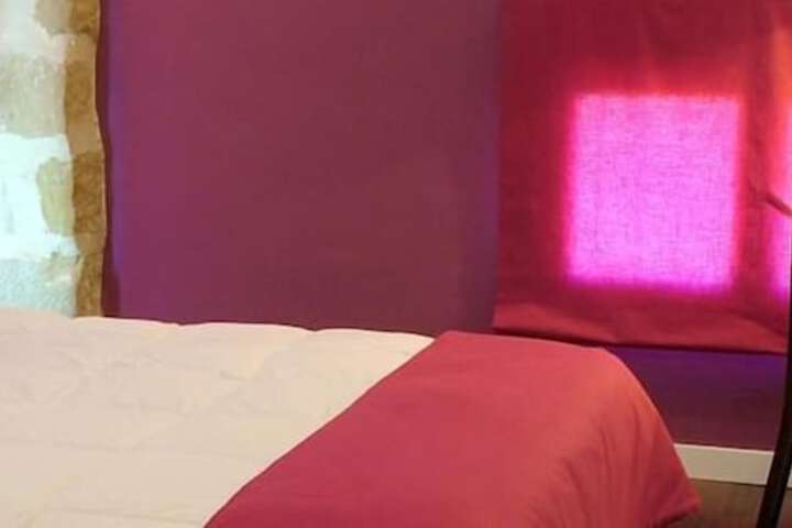 Room 13 of 36