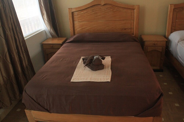 Room 9 of 29