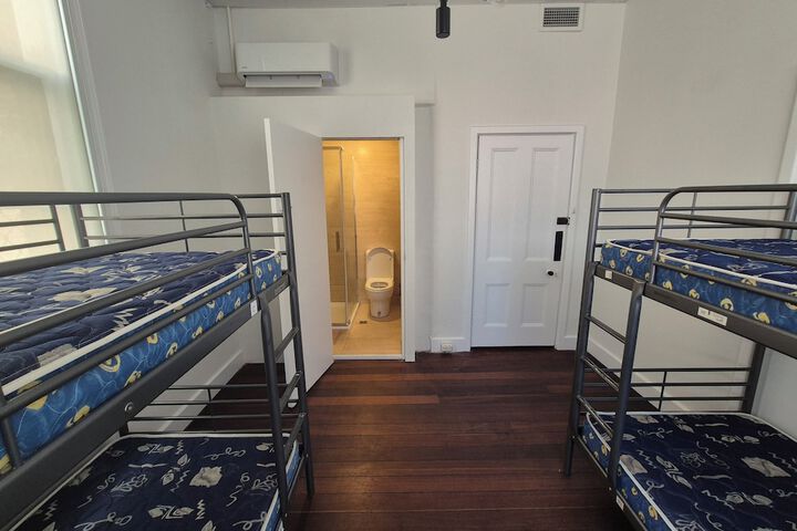 Room 11 of 54