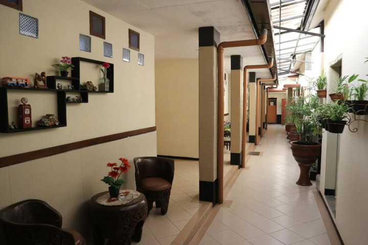 HOTEL SERAYU
