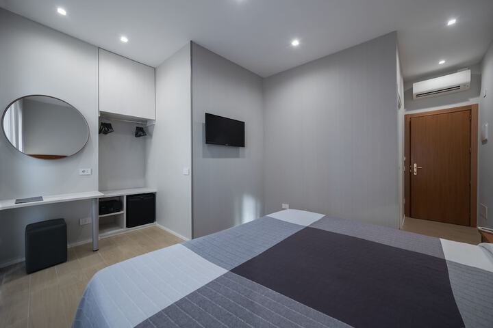 Room 17 of 51