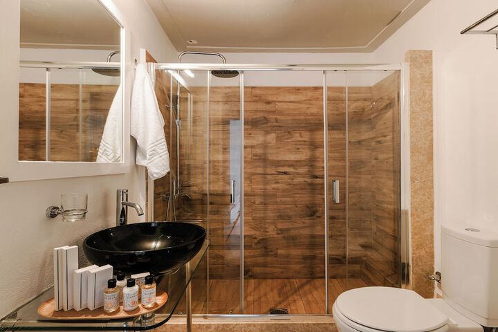 Room 20 of 29