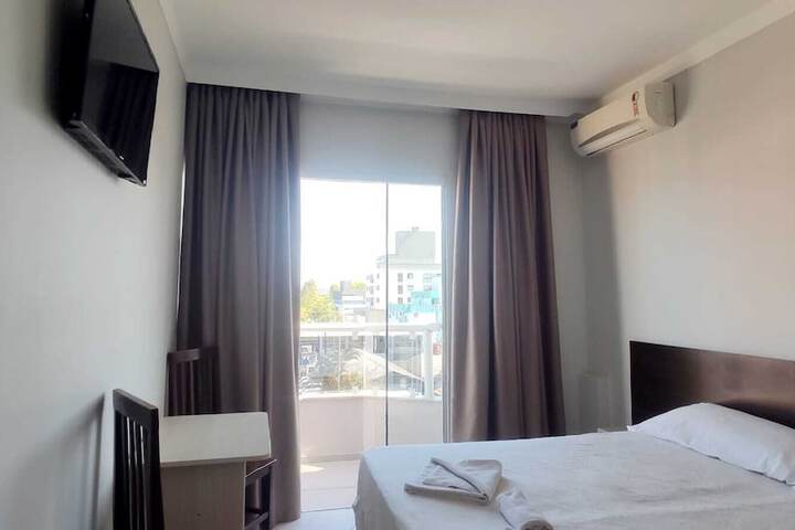 Room 46 of 80