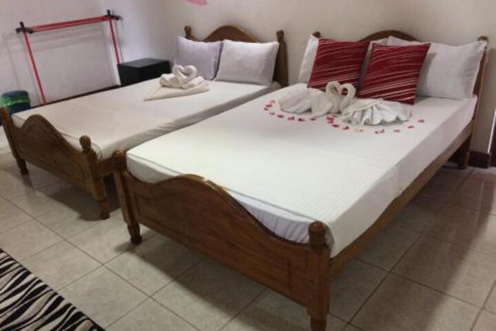 Lark Nest Hotel