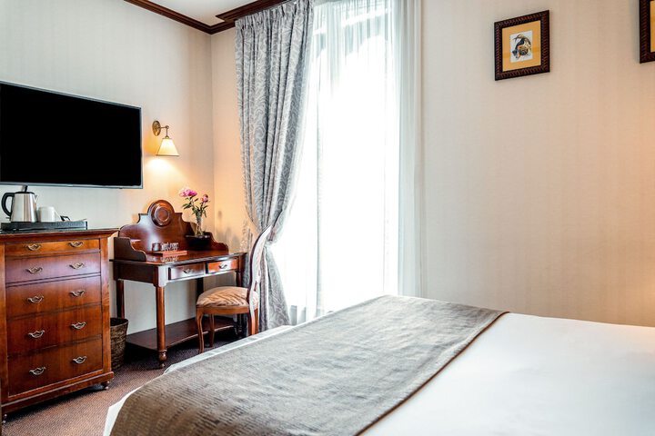 Room 14 of 29