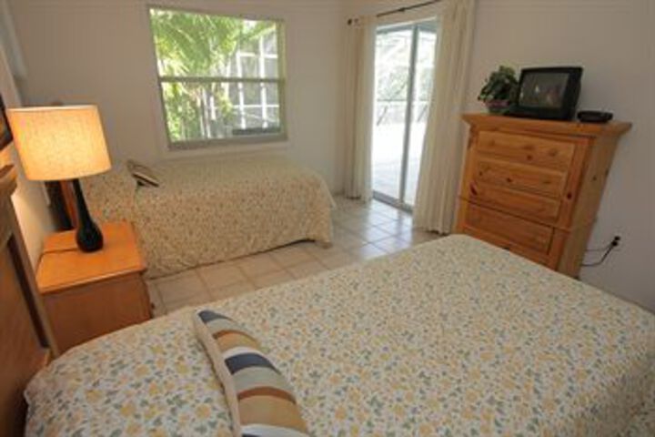 Room 27 of 104