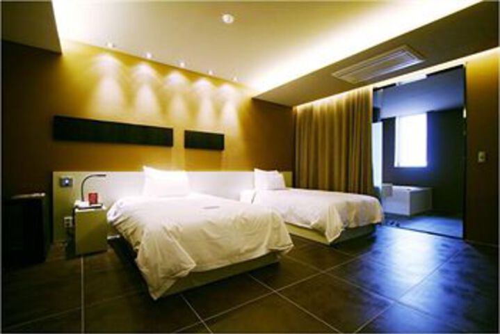 Inside Room Photo