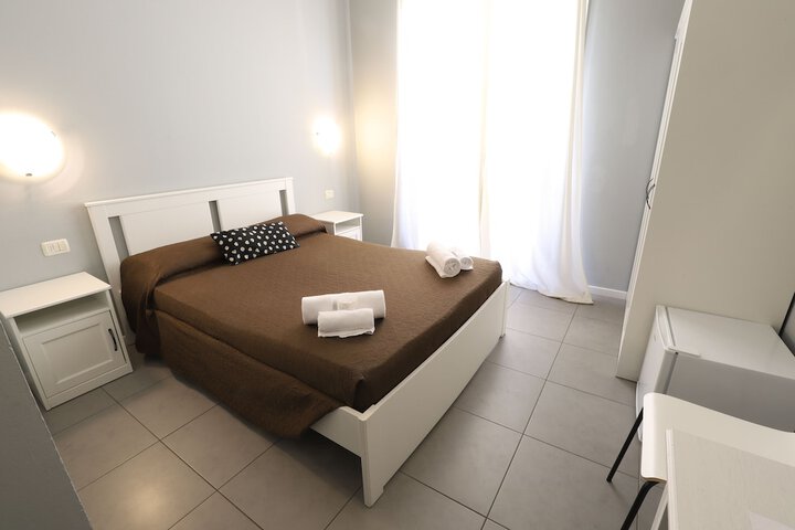 Room 18 of 24