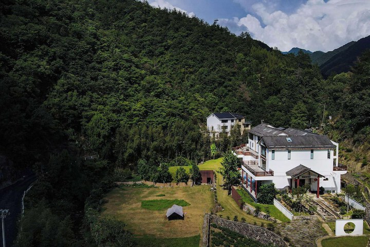 Hotel 159 of 170