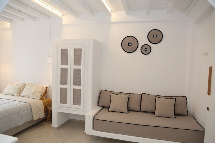 Room 46 of 187