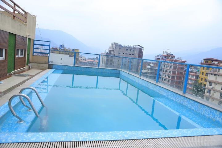 Pool 37 of 48