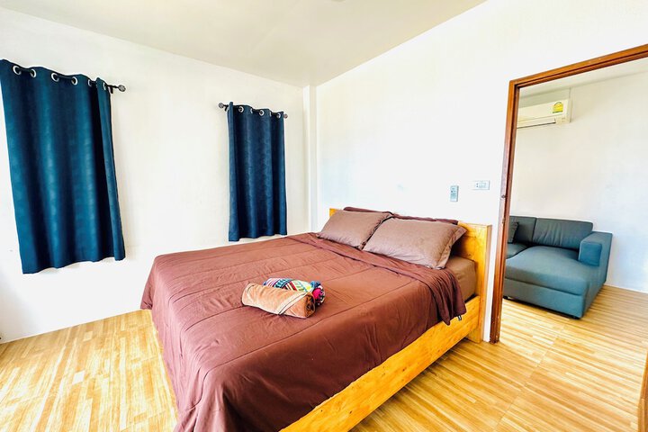 Room 40 of 177