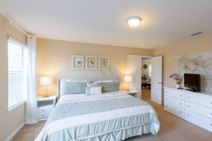 Room 207 of 687