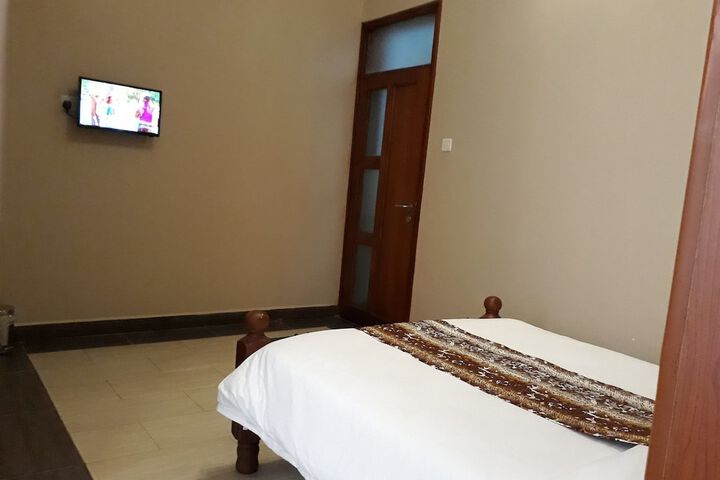 Room 6 of 21