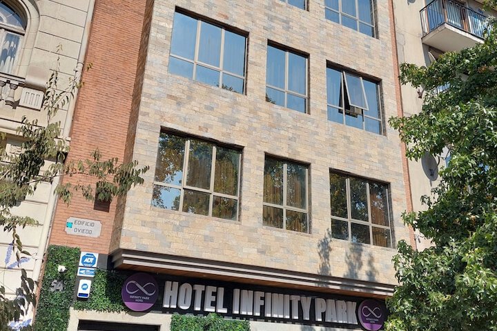Hotel Infinity Park Santiago