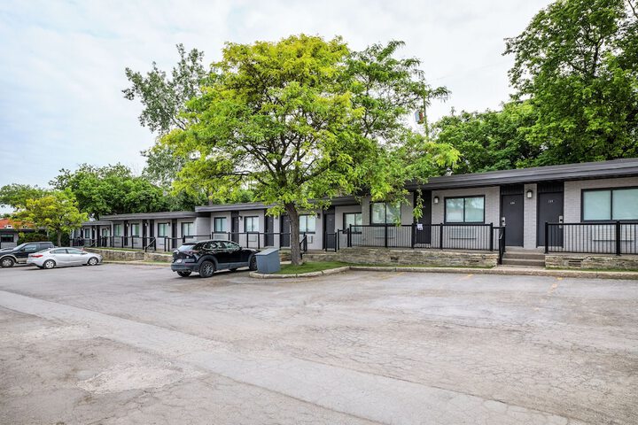 Property Grounds 18 of 20