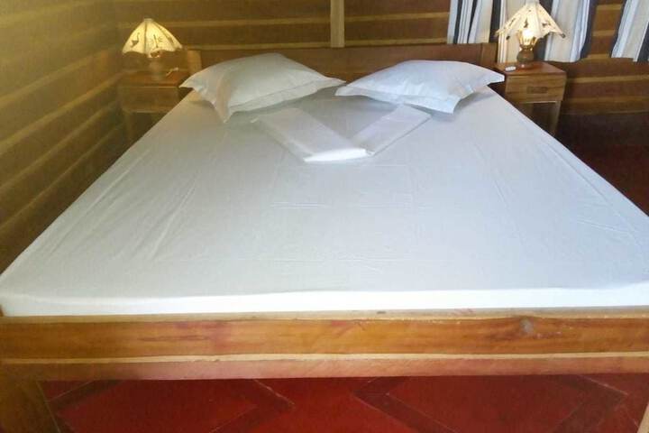 Room 2 of 59