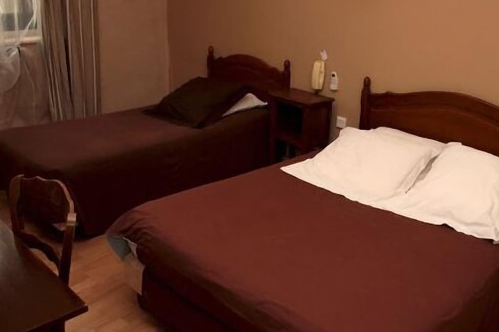 Room 14 of 34