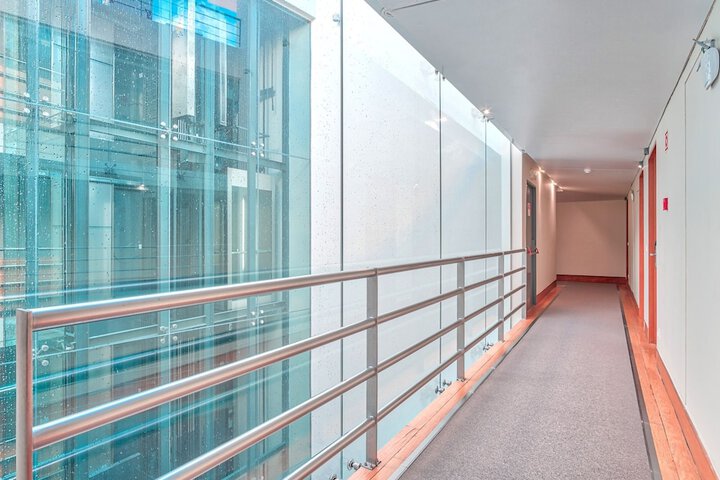 Ballroom/Hall 159 of 169