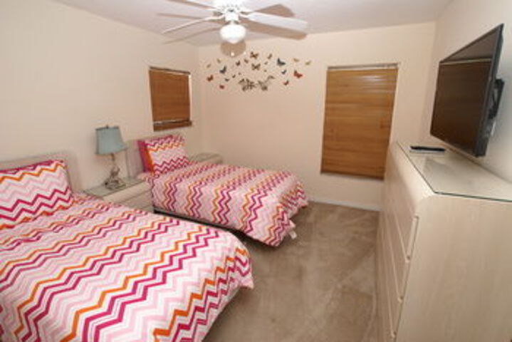 Room 7 of 36