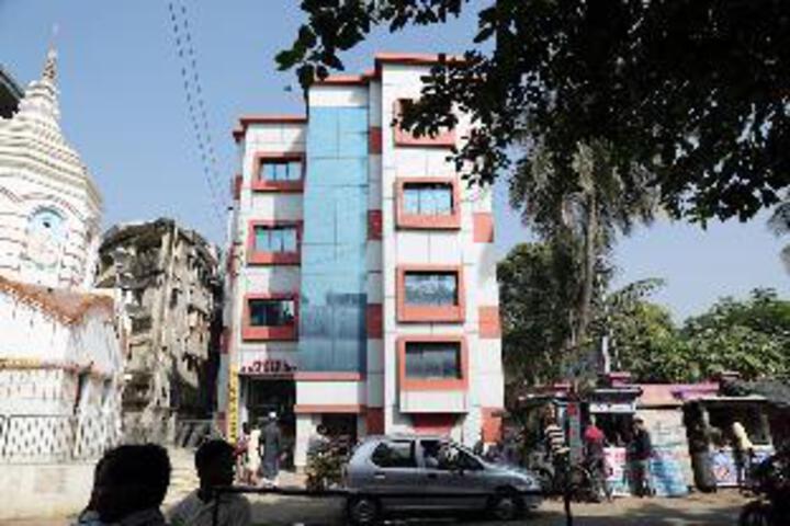 Hotel Ashamukti