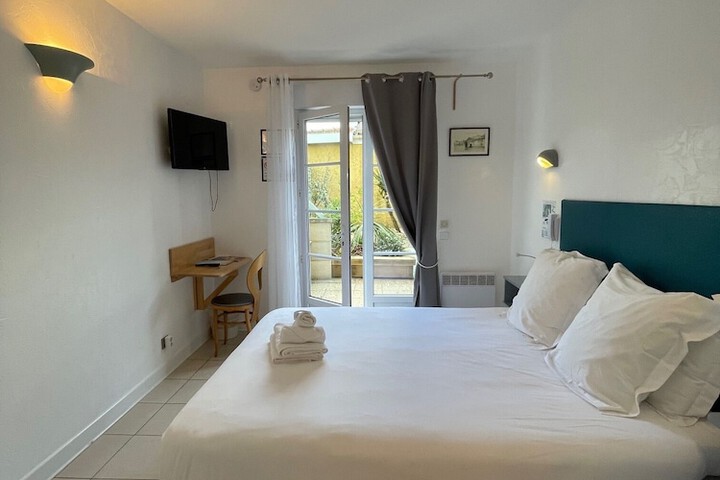 Room 21 of 52