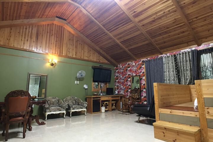 Room 15 of 19