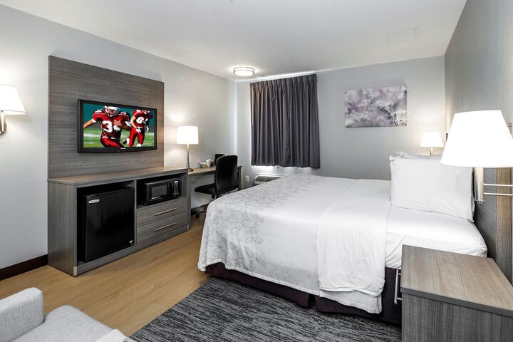 Superior King Bed (29 of 29)